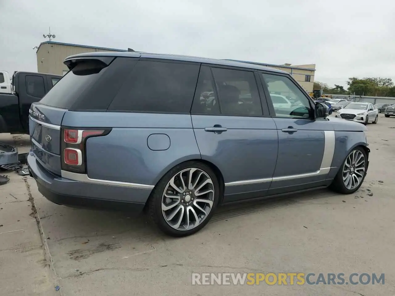 3 Photograph of a damaged car SALGS2RE8KA547462 LAND ROVER RANGEROVER 2019