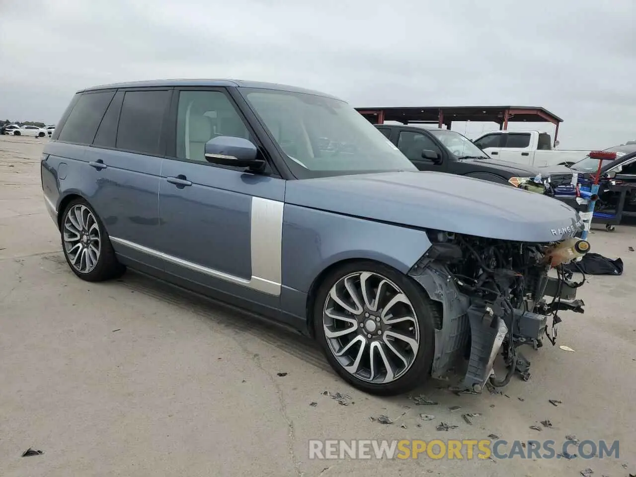 4 Photograph of a damaged car SALGS2RE8KA547462 LAND ROVER RANGEROVER 2019
