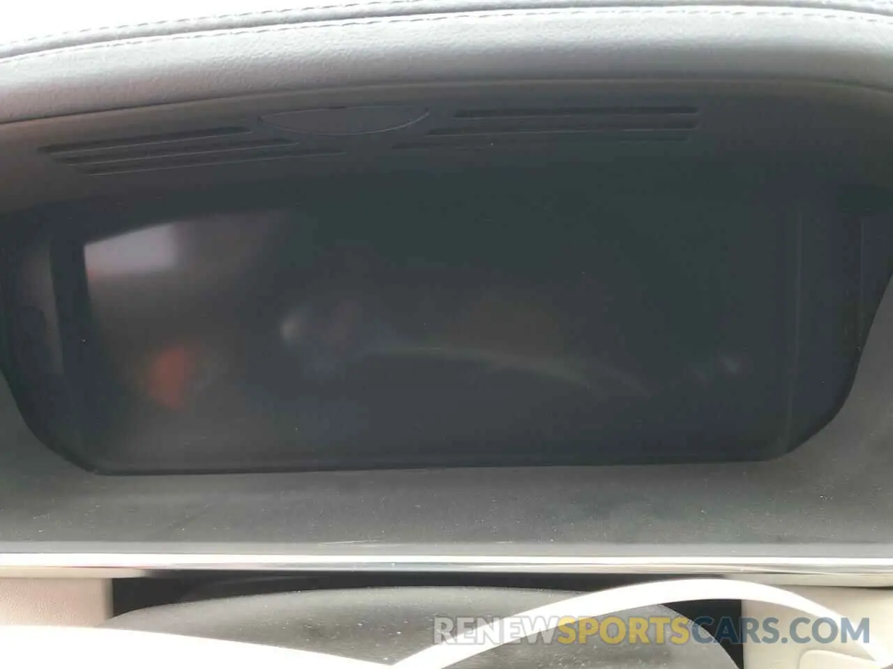 9 Photograph of a damaged car SALGS2RE8KA547462 LAND ROVER RANGEROVER 2019