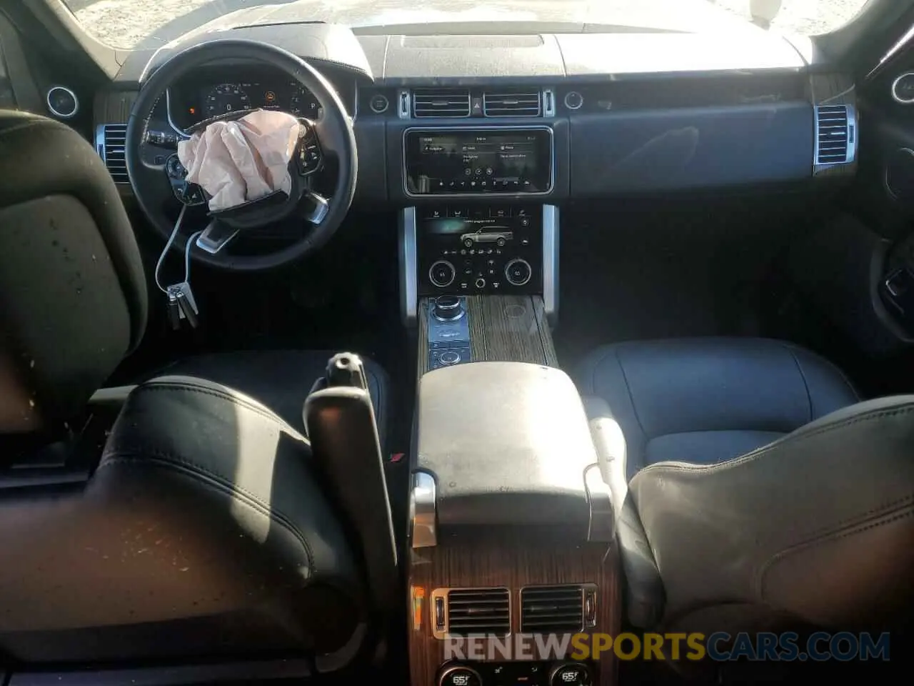 8 Photograph of a damaged car SALGS2RE9KA556896 LAND ROVER RANGEROVER 2019