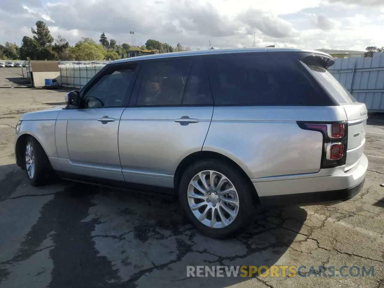 2 Photograph of a damaged car SALGS2REXKA551027 LAND ROVER RANGEROVER 2019