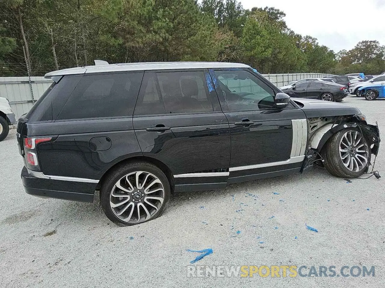 3 Photograph of a damaged car SALGS2RK7KA516581 LAND ROVER RANGEROVER 2019
