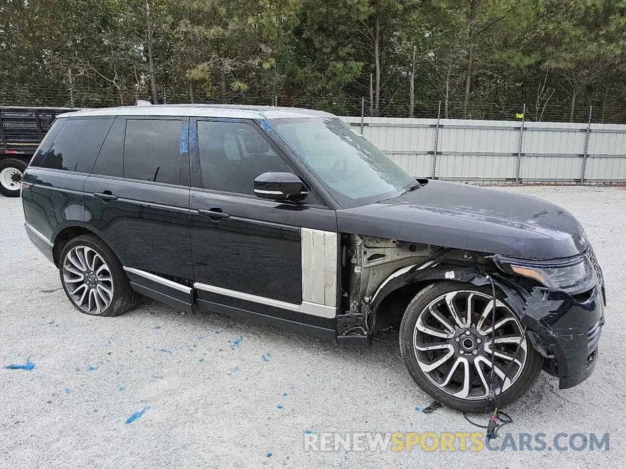 4 Photograph of a damaged car SALGS2RK7KA516581 LAND ROVER RANGEROVER 2019