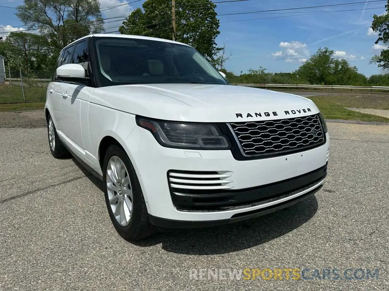 1 Photograph of a damaged car SALGS2SV0KA540872 LAND ROVER RANGEROVER 2019