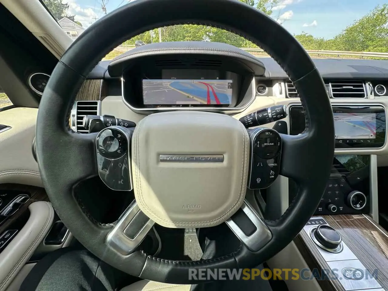 14 Photograph of a damaged car SALGS2SV0KA540872 LAND ROVER RANGEROVER 2019