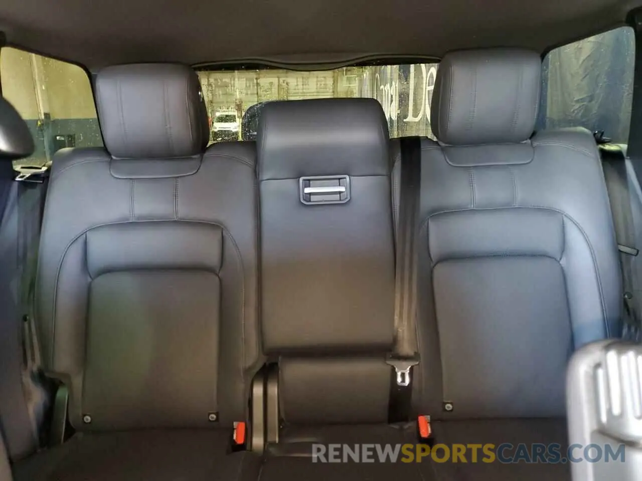 10 Photograph of a damaged car SALGS2SV0KA560894 LAND ROVER RANGEROVER 2019