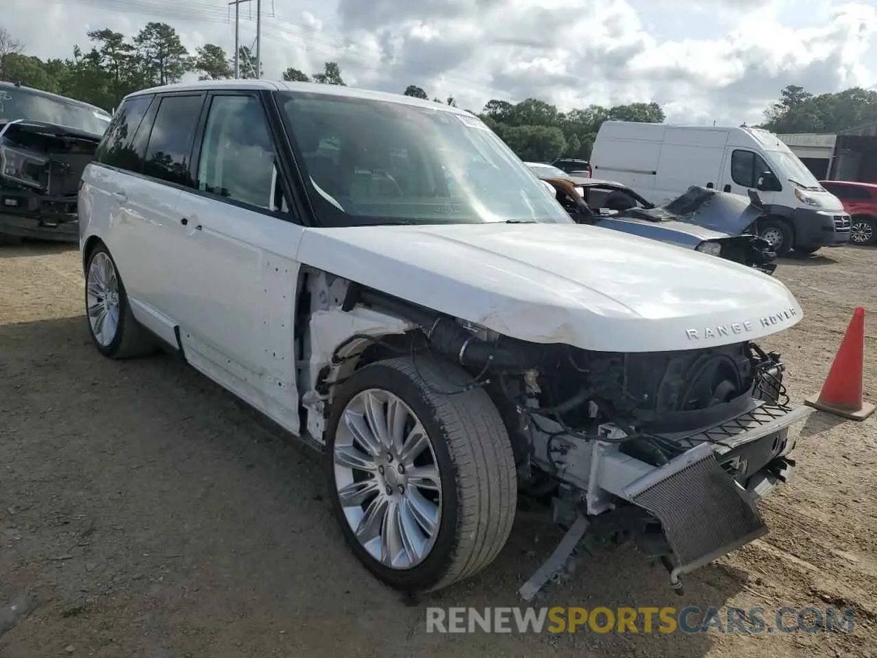 4 Photograph of a damaged car SALGS2SV1KA527757 LAND ROVER RANGEROVER 2019