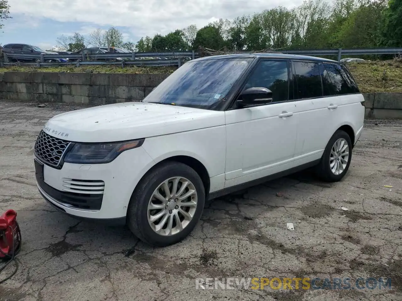 1 Photograph of a damaged car SALGS2SV2KA557981 LAND ROVER RANGEROVER 2019