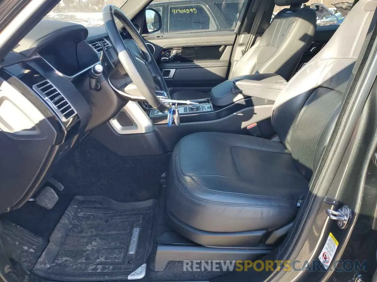 7 Photograph of a damaged car SALGS2SV2KA564400 LAND ROVER RANGEROVER 2019