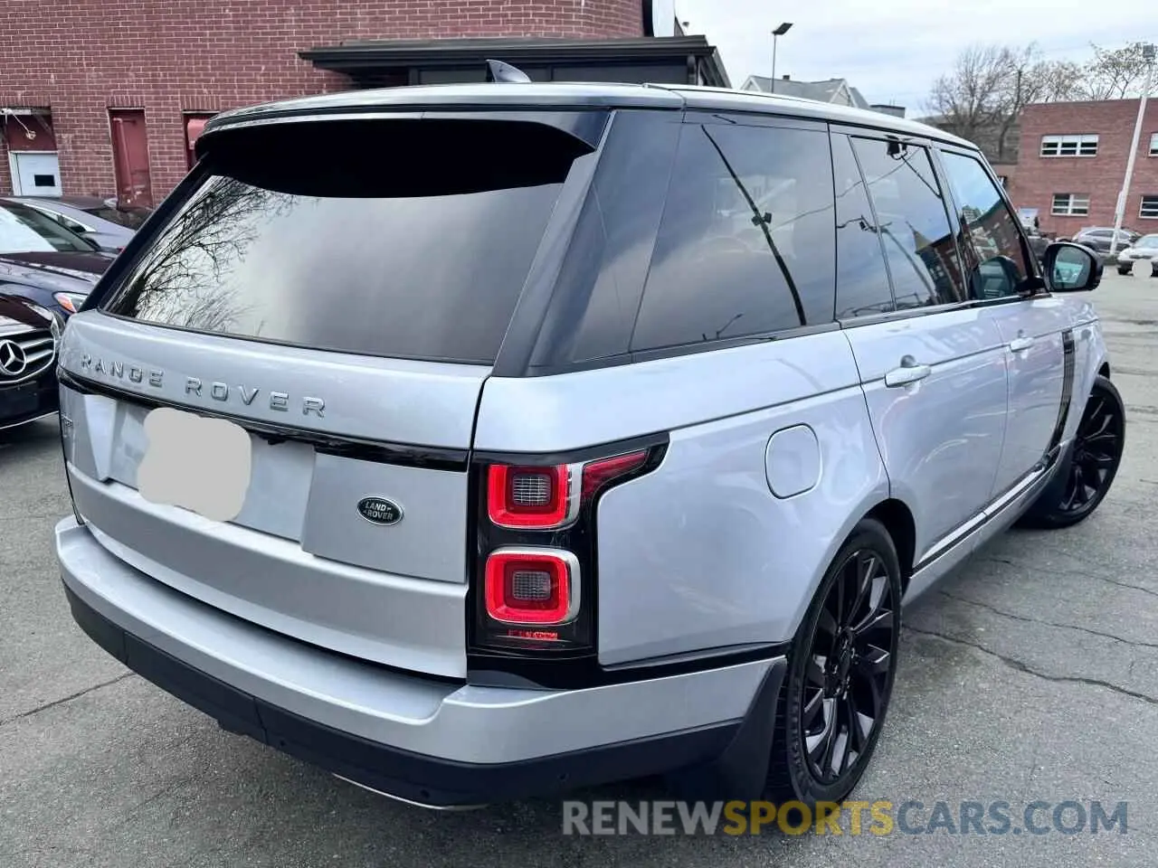 4 Photograph of a damaged car SALGS2SV5KA538101 LAND ROVER RANGEROVER 2019