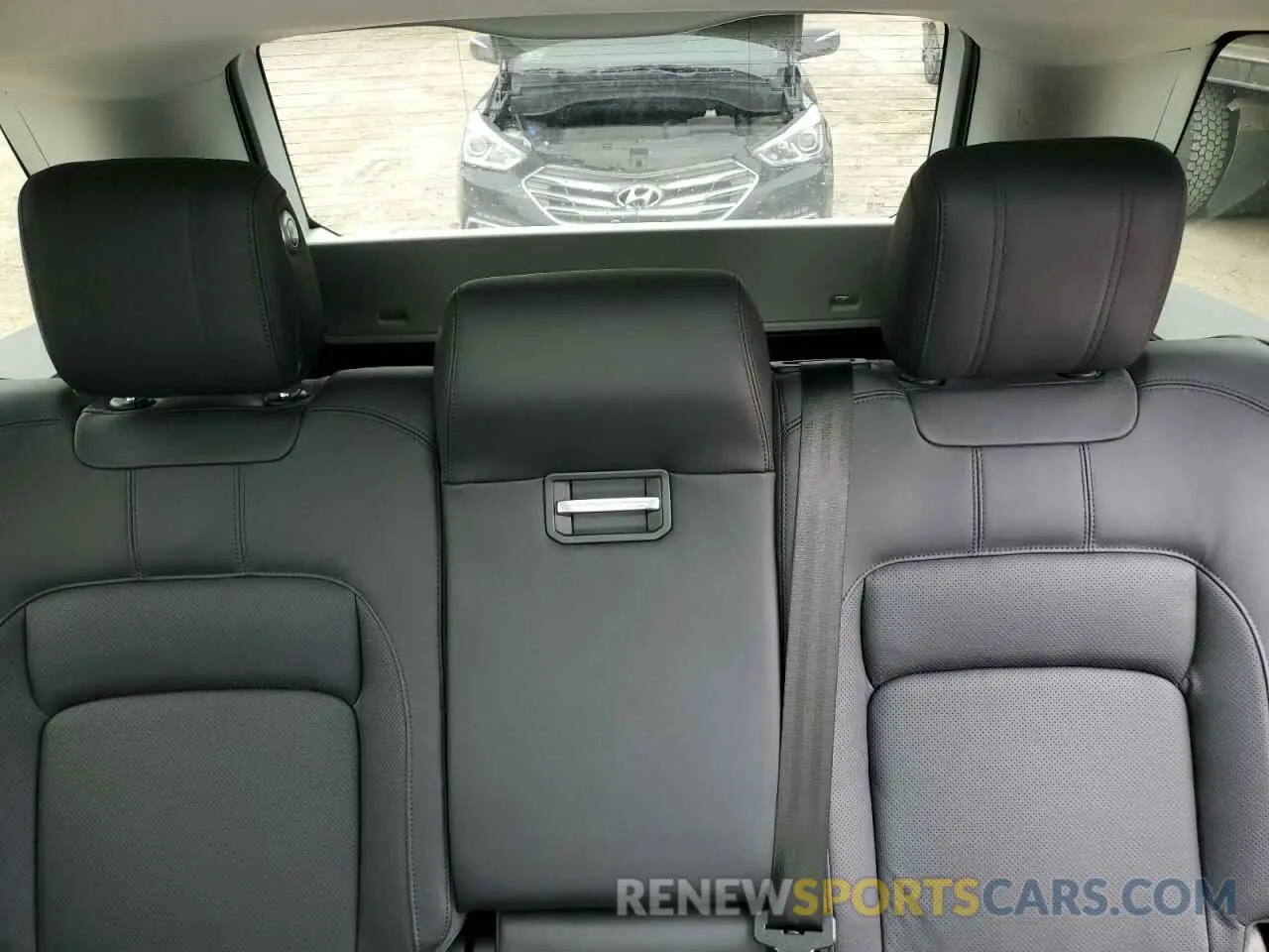 10 Photograph of a damaged car SALGS2SV5KA554850 LAND ROVER RANGEROVER 2019
