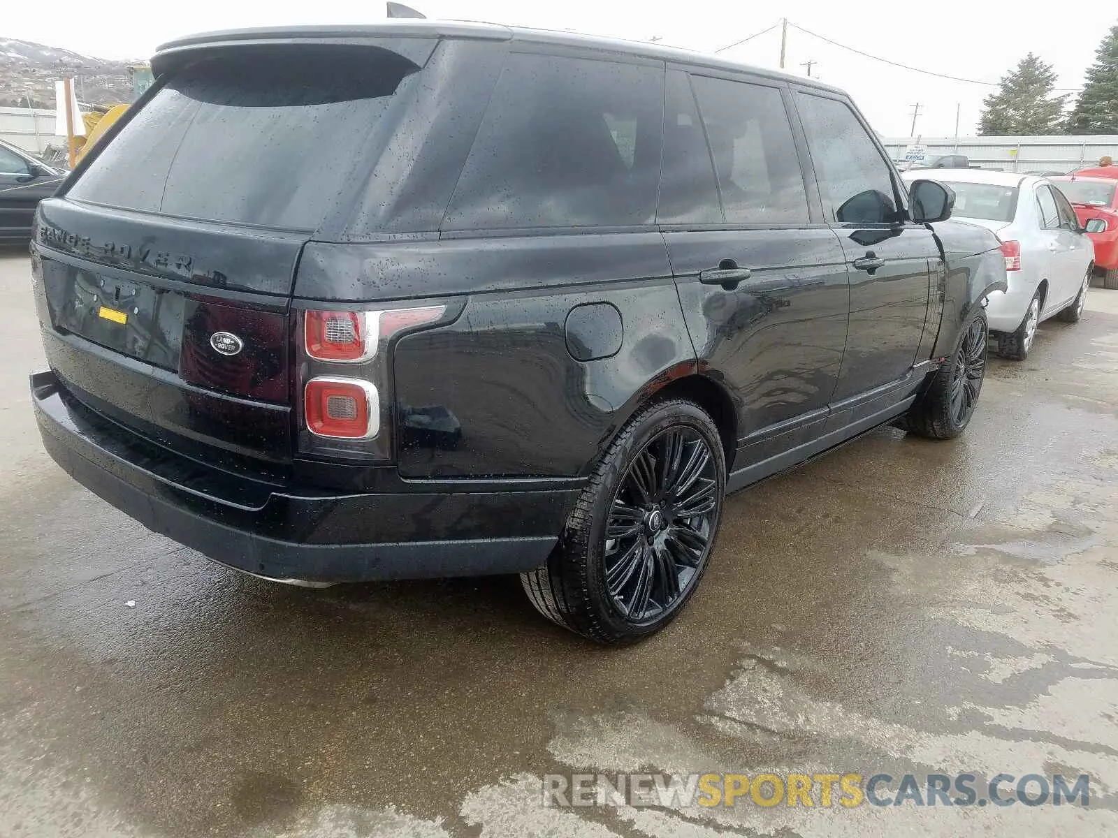 4 Photograph of a damaged car SALGS2SV5KA562754 LAND ROVER RANGEROVER 2019