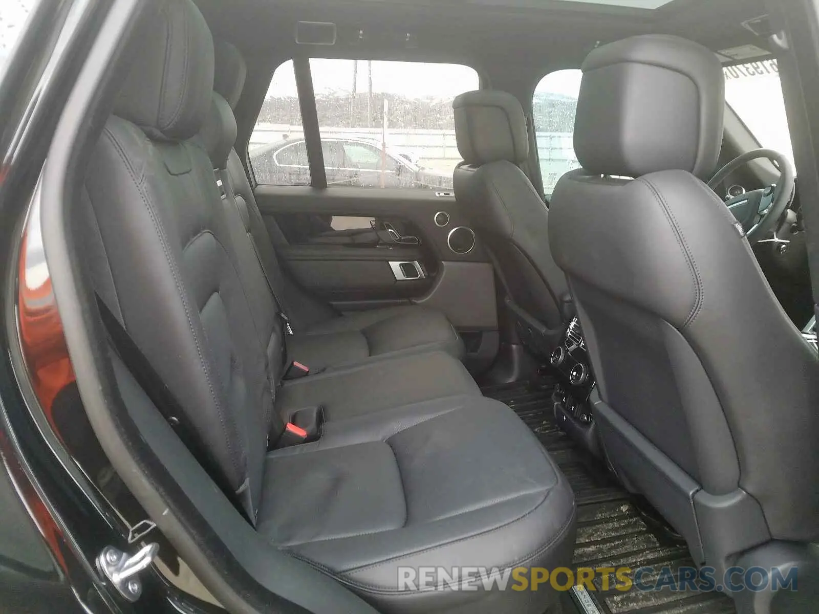 6 Photograph of a damaged car SALGS2SV5KA562754 LAND ROVER RANGEROVER 2019