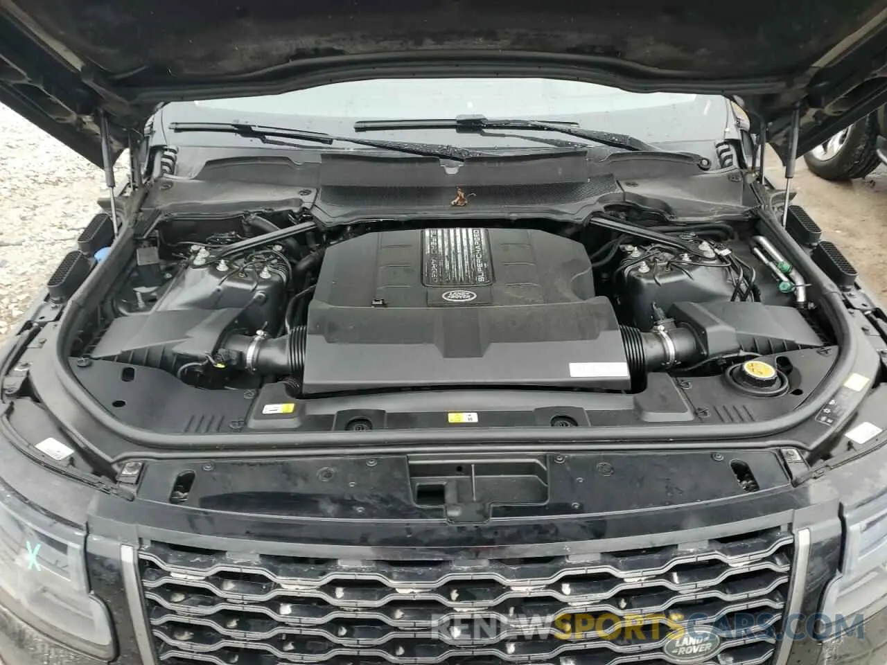 11 Photograph of a damaged car SALGS2SV8KA539212 LAND ROVER RANGEROVER 2019