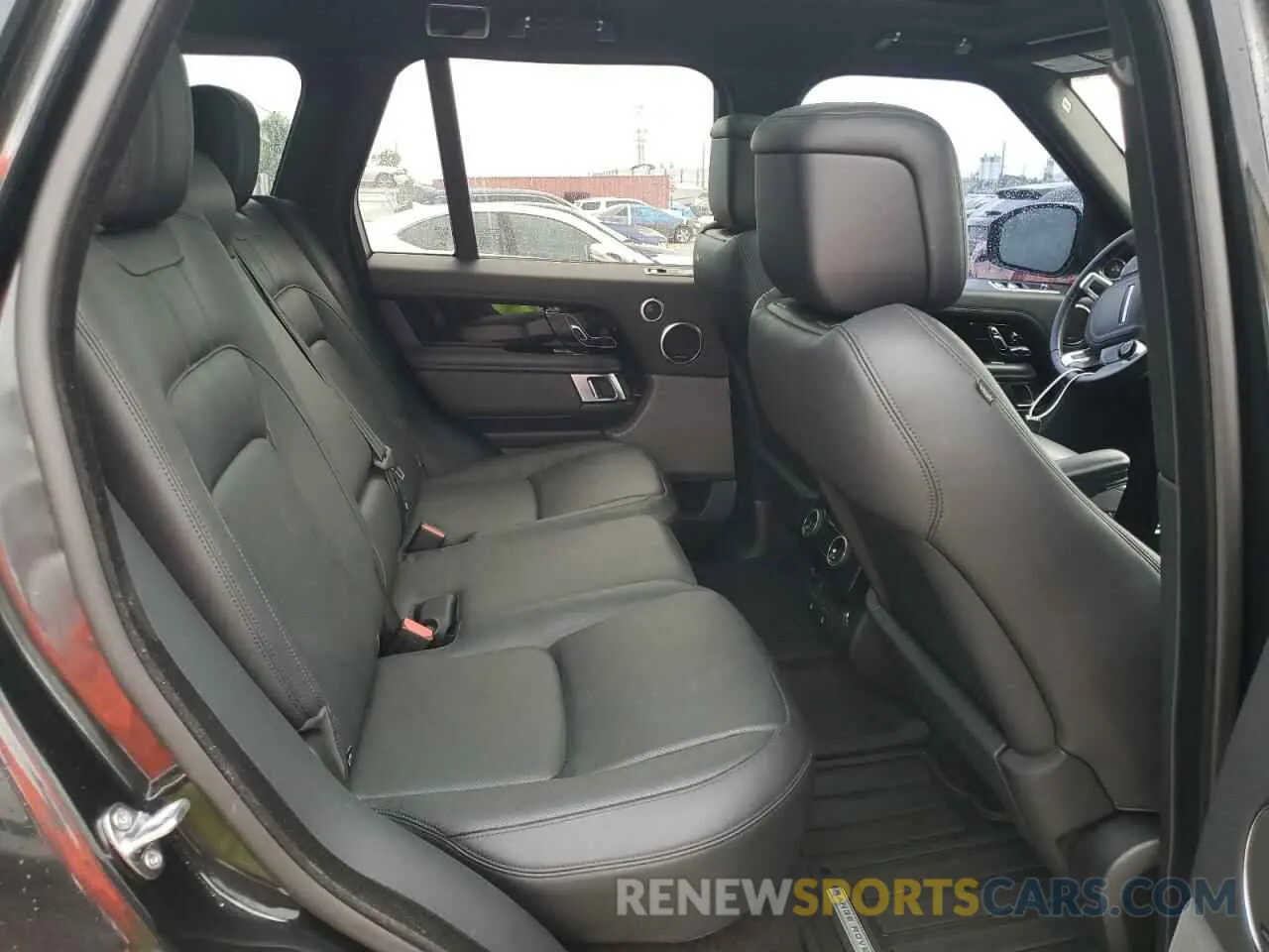 10 Photograph of a damaged car SALGS2SV8KA545267 LAND ROVER RANGEROVER 2019