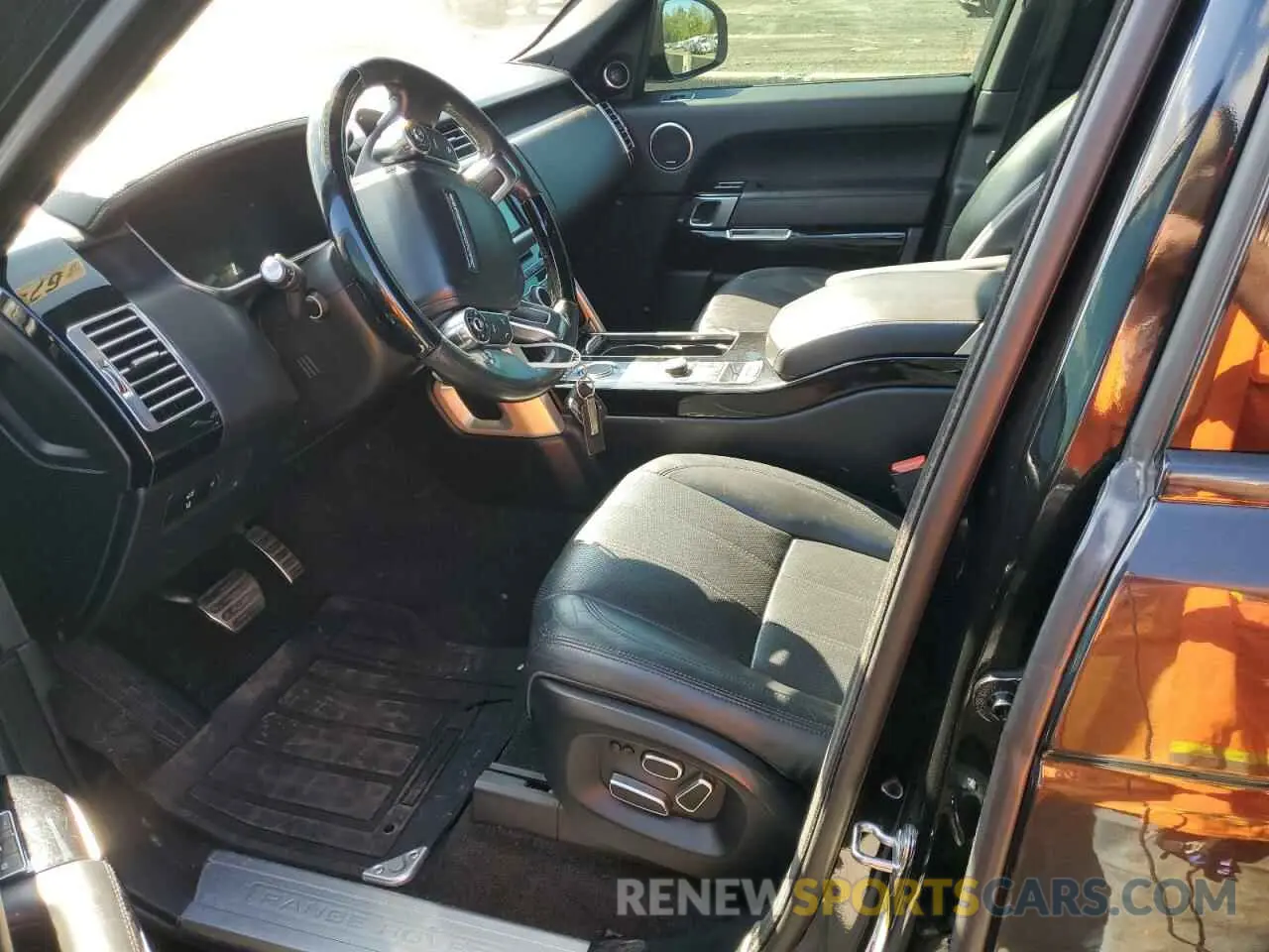 7 Photograph of a damaged car SALGS2TFXFA214235 LAND ROVER RANGEROVER 2019