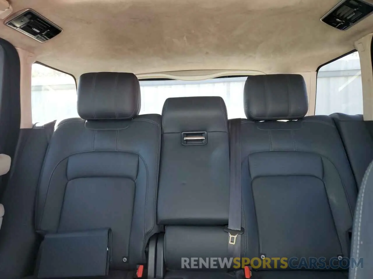 10 Photograph of a damaged car SALGS5RE0KA546386 LAND ROVER RANGEROVER 2019