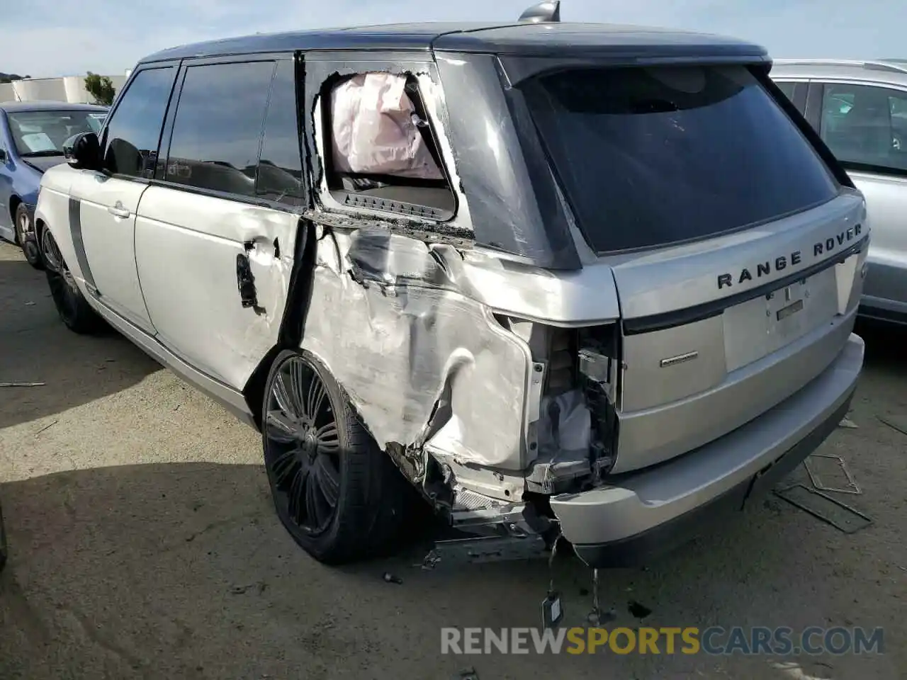 2 Photograph of a damaged car SALGS5RE0KA563852 LAND ROVER RANGEROVER 2019