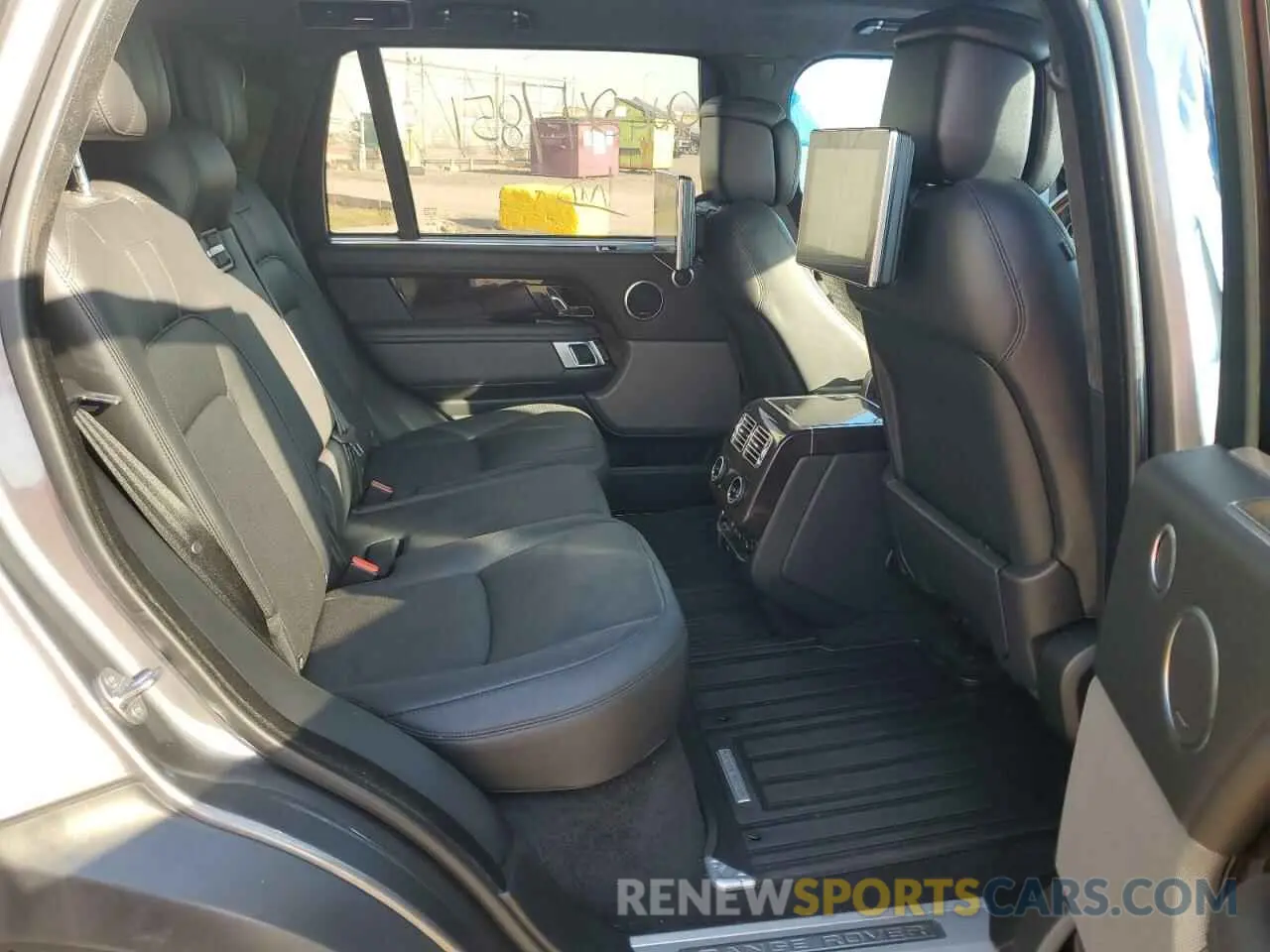10 Photograph of a damaged car SALGS5RE9KA554566 LAND ROVER RANGEROVER 2019