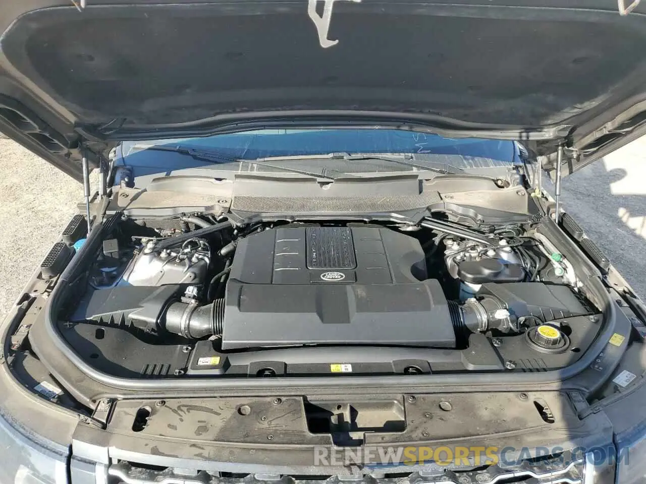 11 Photograph of a damaged car SALGS5RE9KA554566 LAND ROVER RANGEROVER 2019