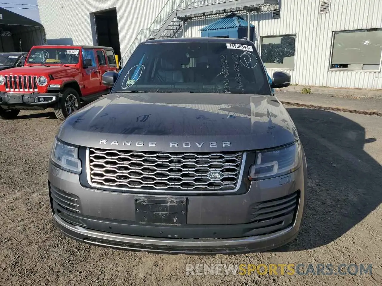 5 Photograph of a damaged car SALGS5RE9KA554566 LAND ROVER RANGEROVER 2019