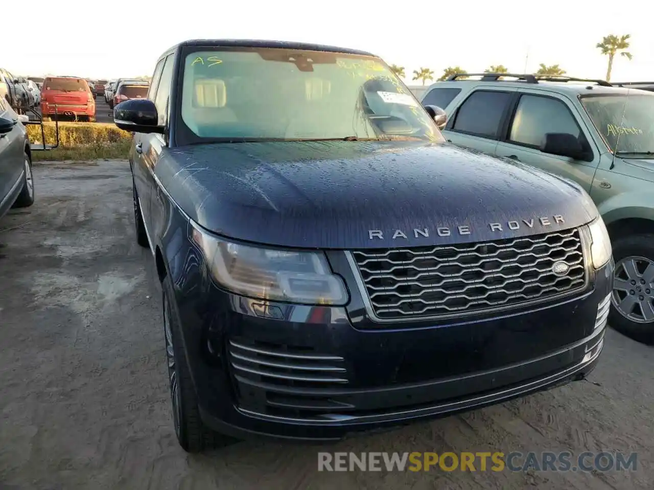 9 Photograph of a damaged car SALGV5RE3KA561052 LAND ROVER RANGEROVER 2019