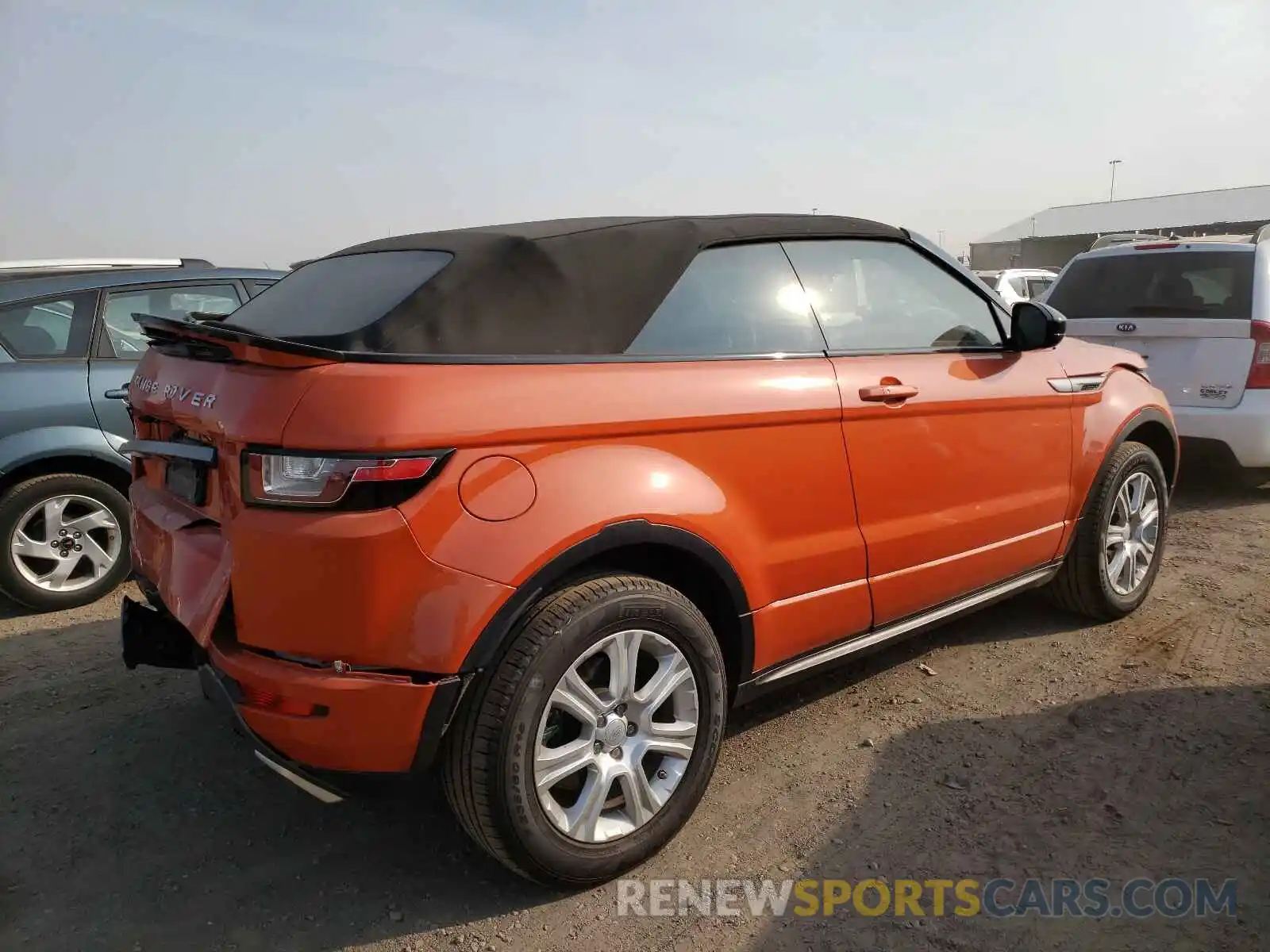 4 Photograph of a damaged car SALVC5RX1KH345139 LAND ROVER RANGEROVER 2019