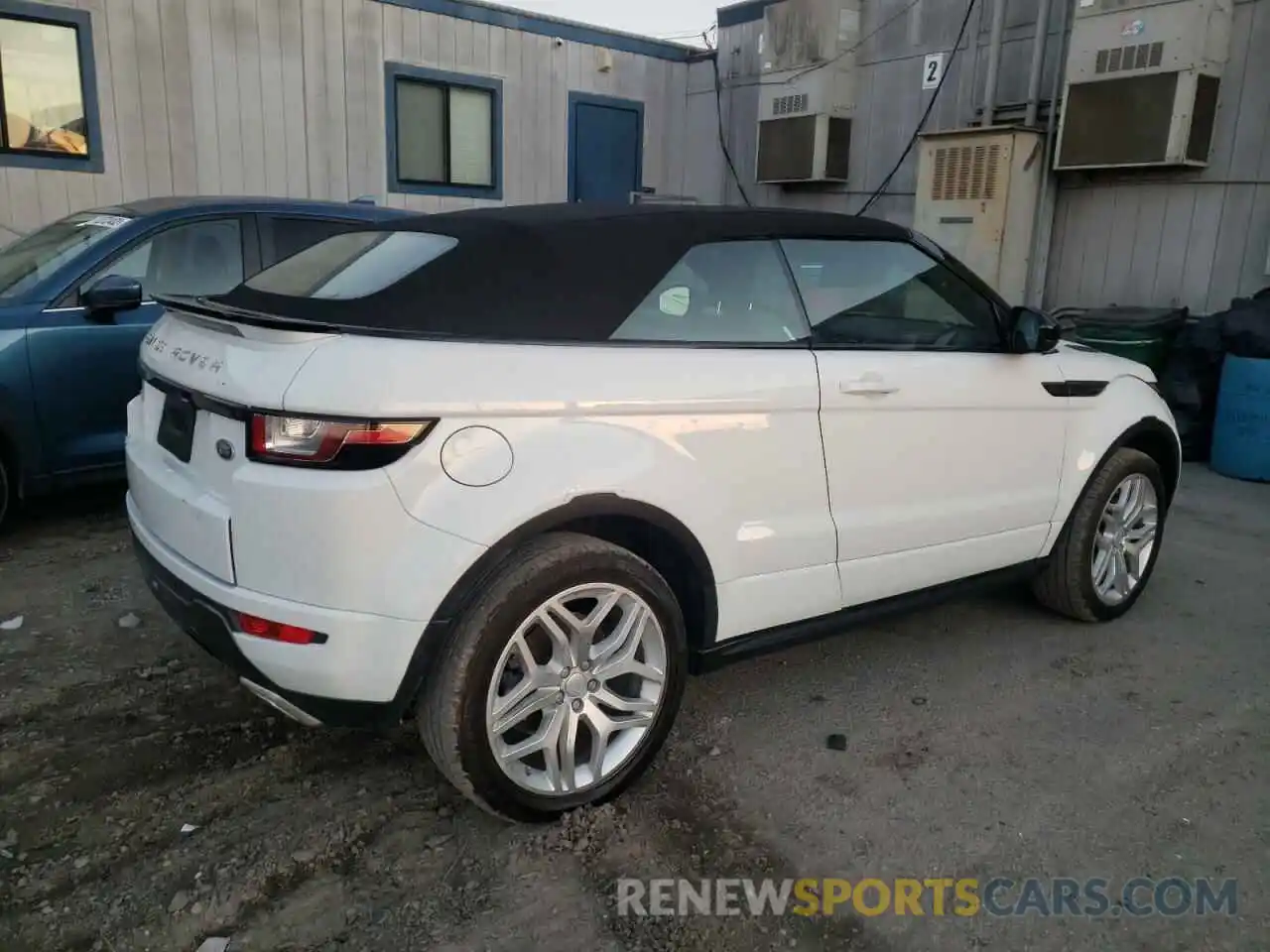 3 Photograph of a damaged car SALVD5RX8KH328500 LAND ROVER RANGEROVER 2019