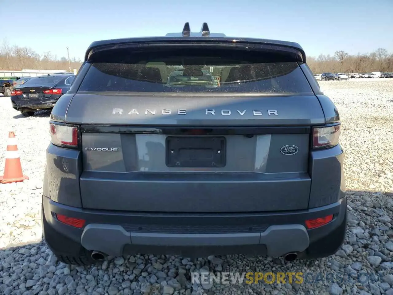 6 Photograph of a damaged car SALVP2RX2KH338624 LAND ROVER RANGEROVER 2019
