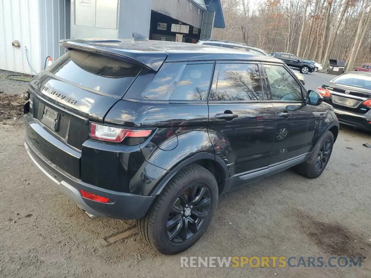 3 Photograph of a damaged car SALVP2RX2KH345878 LAND ROVER RANGEROVER 2019