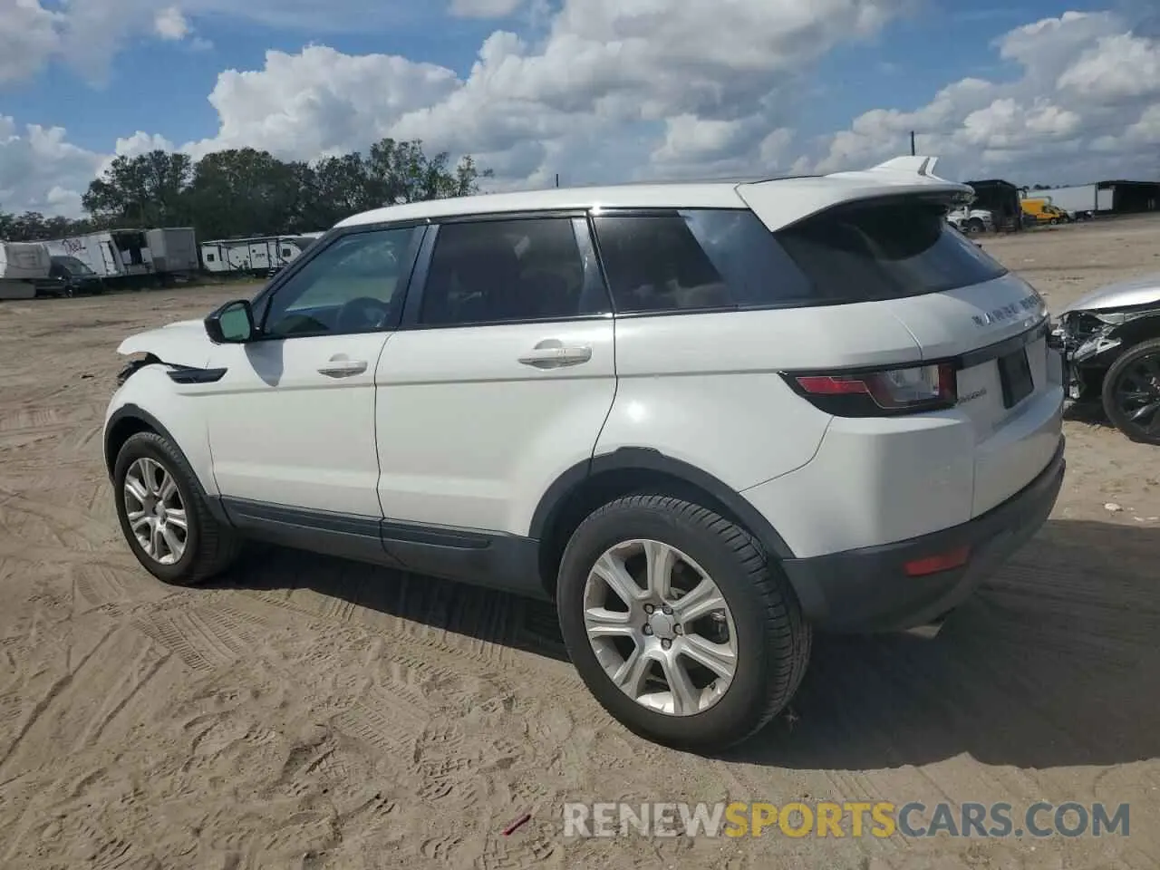 2 Photograph of a damaged car SALVP2RX3KH332878 LAND ROVER RANGEROVER 2019