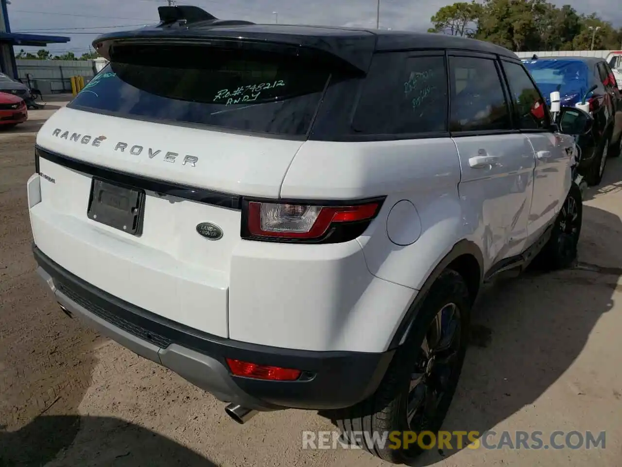 4 Photograph of a damaged car SALVP2RX4KH337989 LAND ROVER RANGEROVER 2019