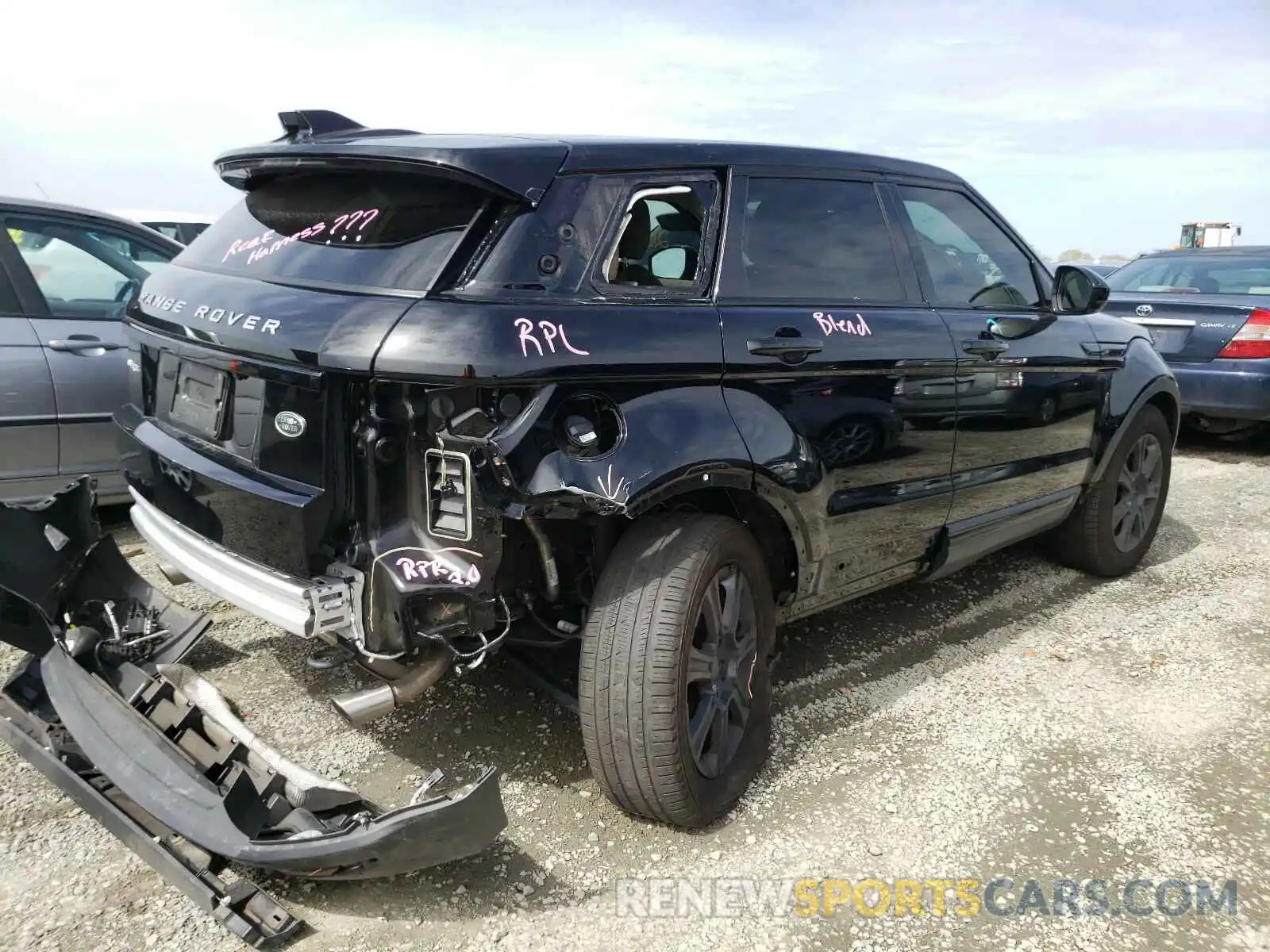 4 Photograph of a damaged car SALVP2RX5KH345468 LAND ROVER RANGEROVER 2019