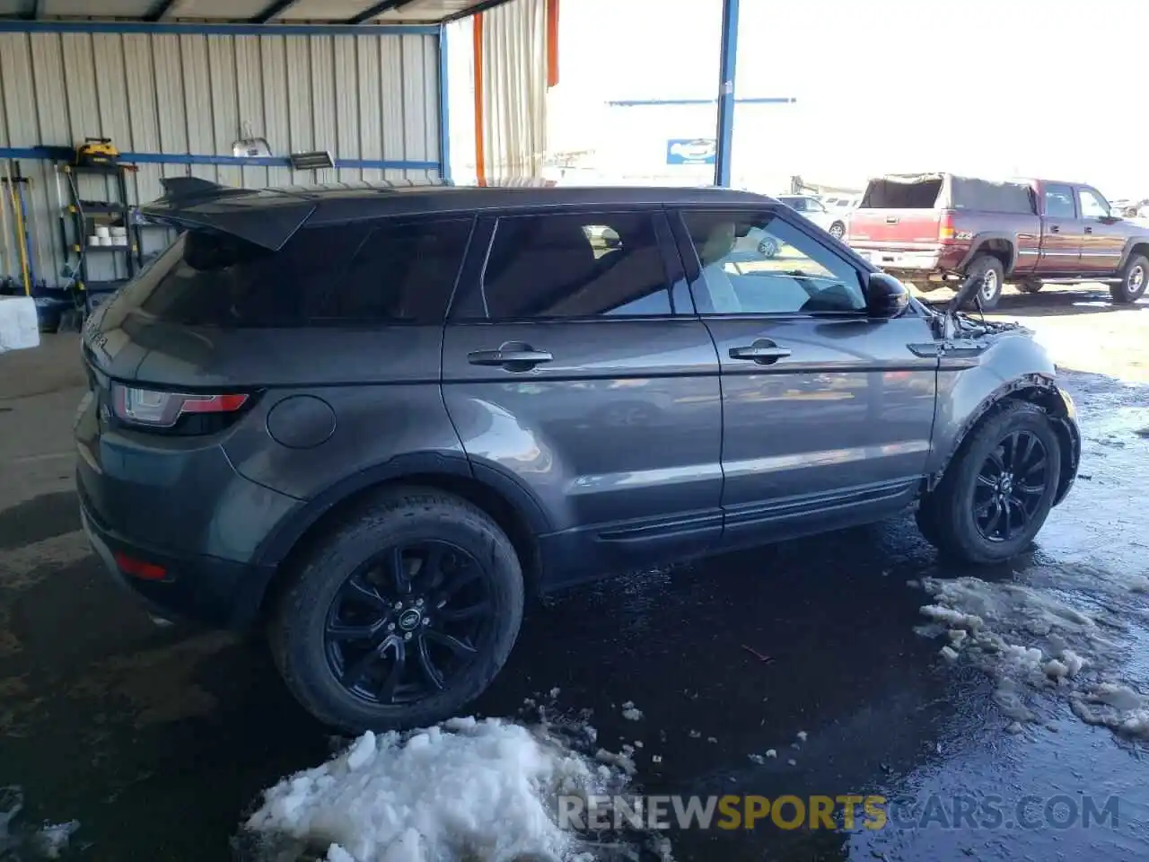 3 Photograph of a damaged car SALVP2RX6KH339503 LAND ROVER RANGEROVER 2019