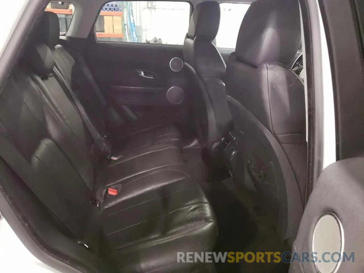 11 Photograph of a damaged car SALVP2RX6KH341168 LAND ROVER RANGEROVER 2019