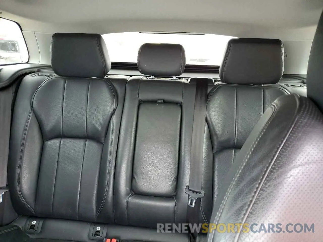 10 Photograph of a damaged car SALVP2RX6KH349965 LAND ROVER RANGEROVER 2019
