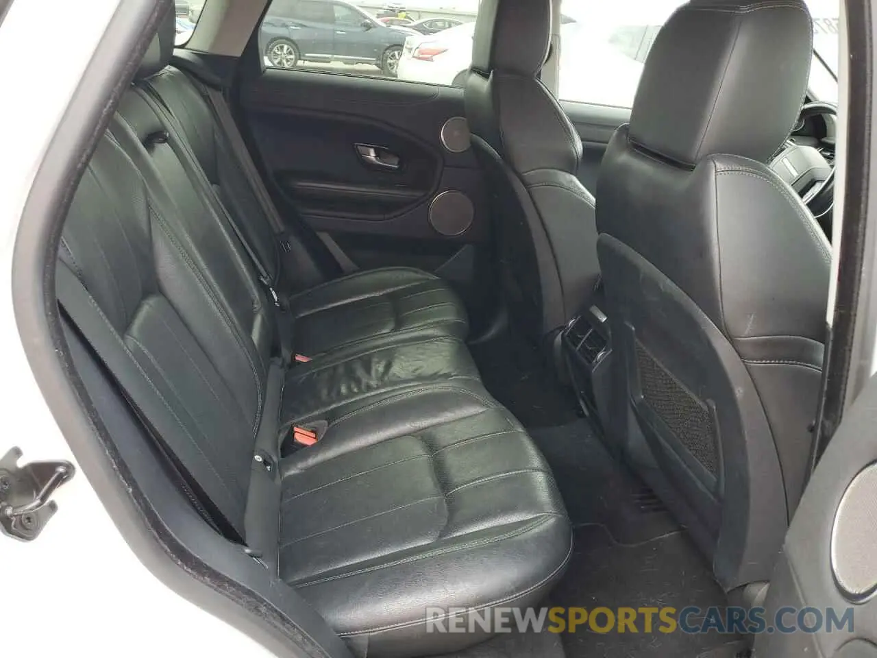 11 Photograph of a damaged car SALVP2RX6KH349965 LAND ROVER RANGEROVER 2019