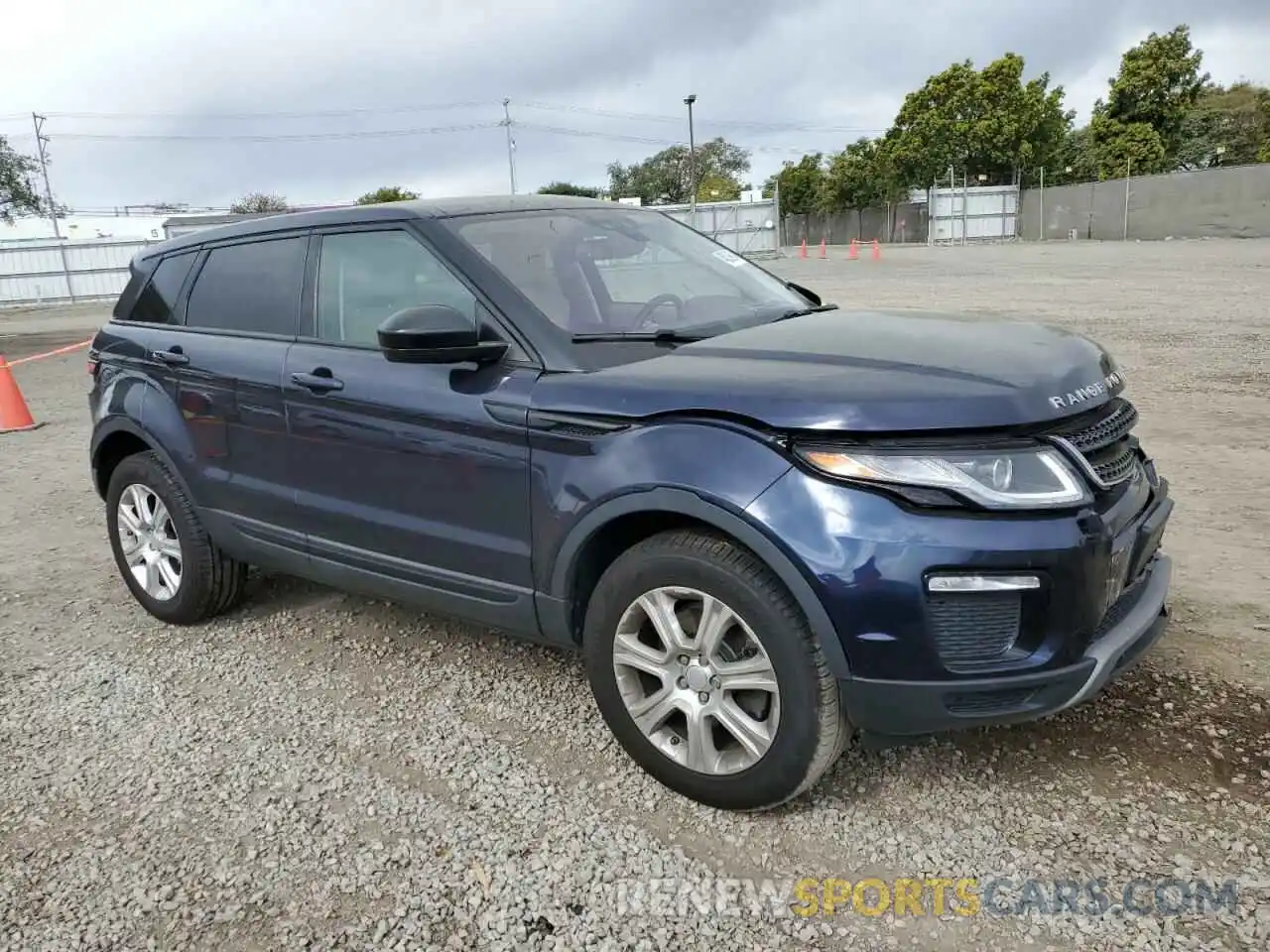 4 Photograph of a damaged car SALVP2RX7KH348159 LAND ROVER RANGEROVER 2019