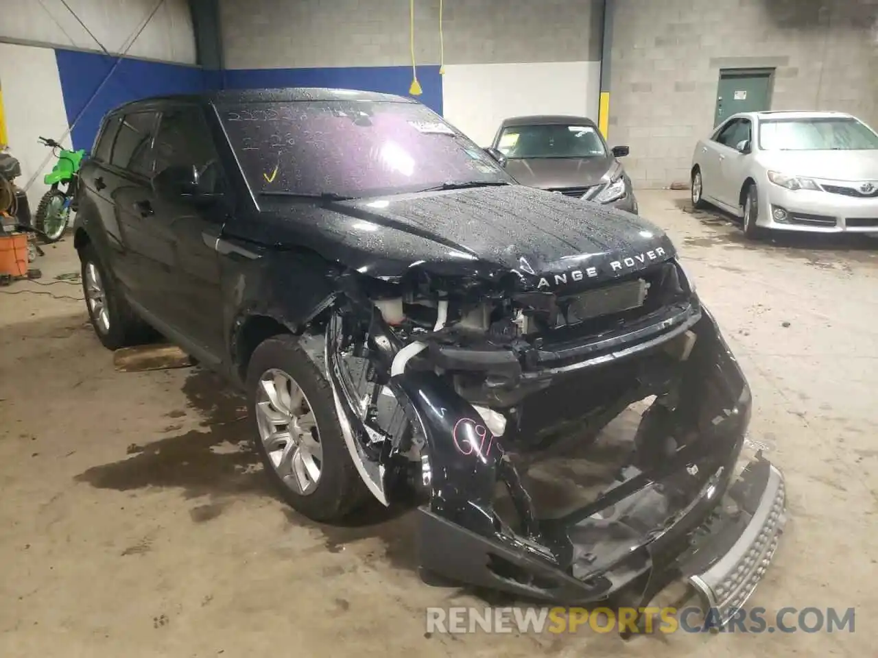 1 Photograph of a damaged car SALVP2RX9KH329337 LAND ROVER RANGEROVER 2019