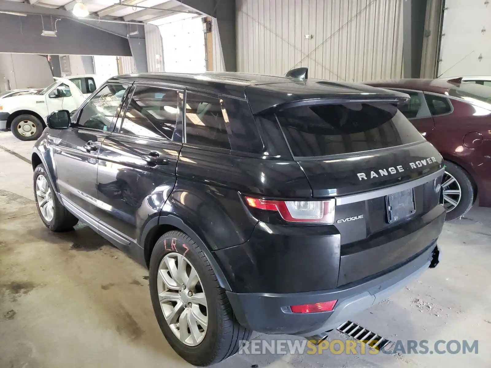 3 Photograph of a damaged car SALVP2RX9KH346316 LAND ROVER RANGEROVER 2019