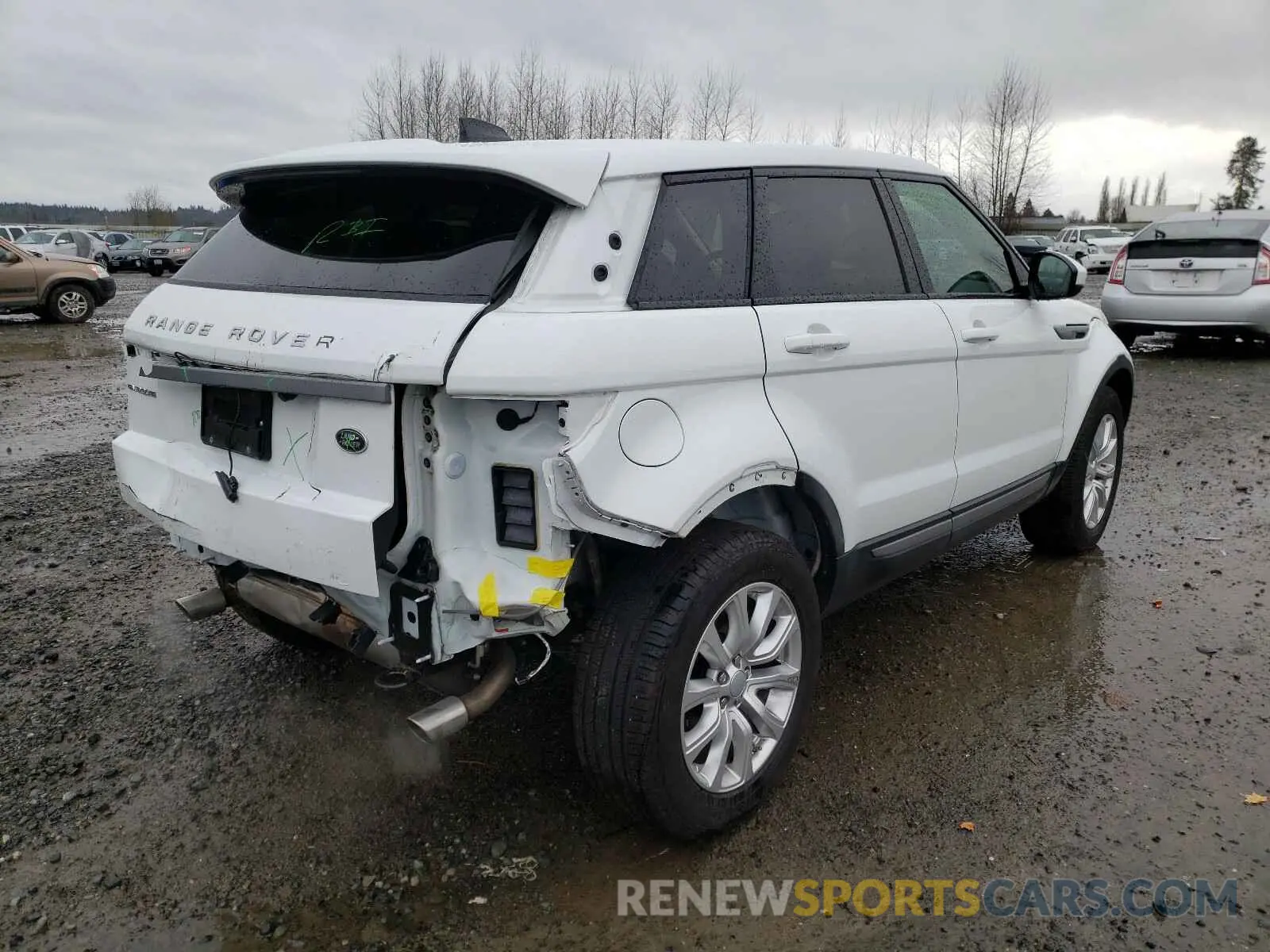 4 Photograph of a damaged car SALVP2RX9KH347272 LAND ROVER RANGEROVER 2019