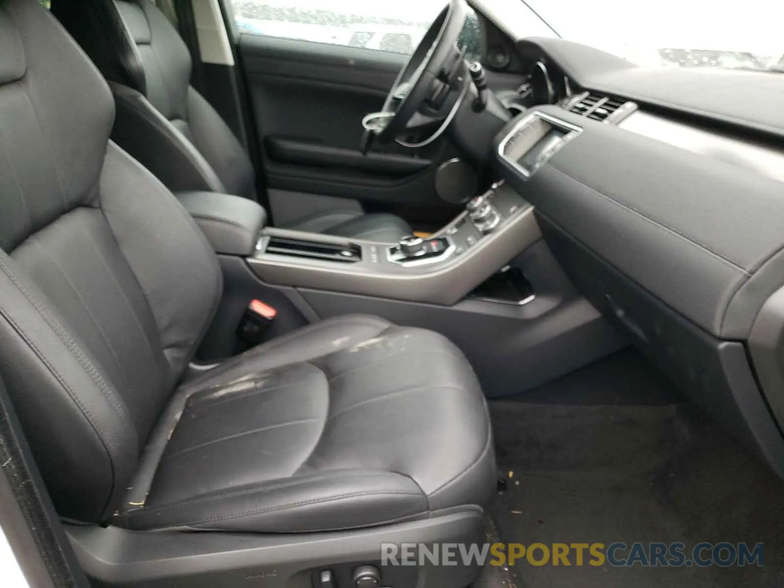 5 Photograph of a damaged car SALVP2RX9KH347272 LAND ROVER RANGEROVER 2019
