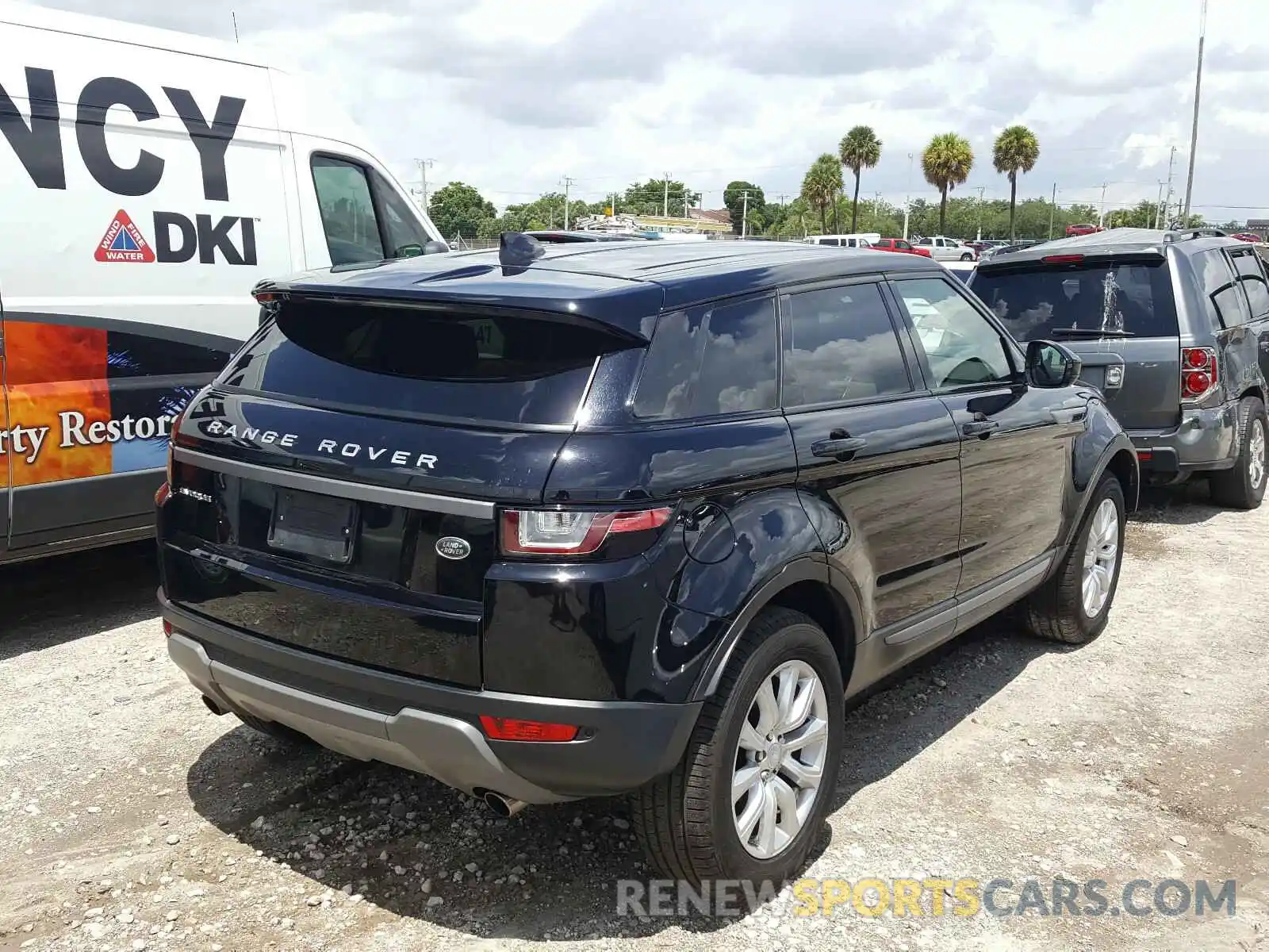 4 Photograph of a damaged car SALVP2RXXKH348298 LAND ROVER RANGEROVER 2019