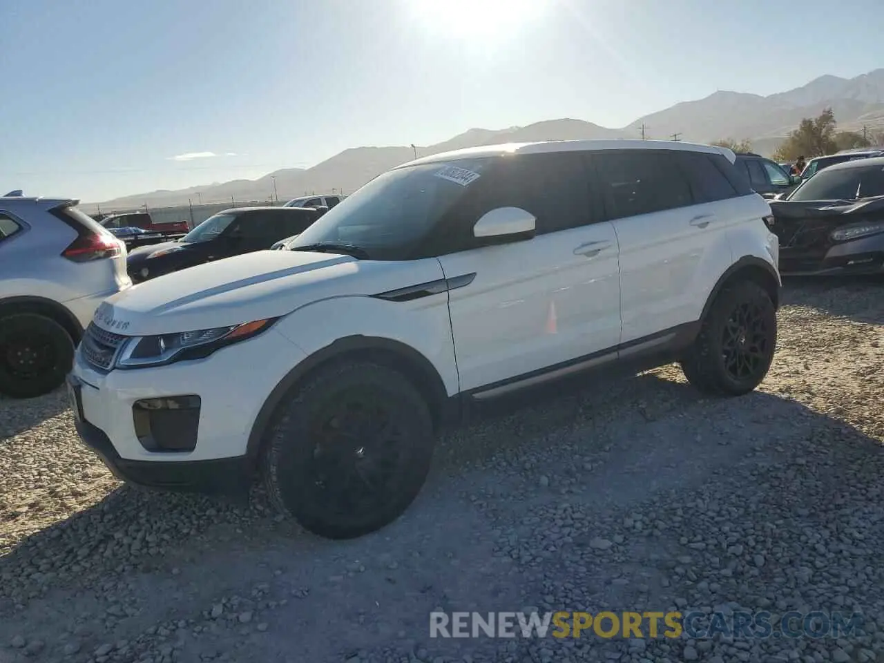 1 Photograph of a damaged car SALVP2RXXKH349189 LAND ROVER RANGEROVER 2019