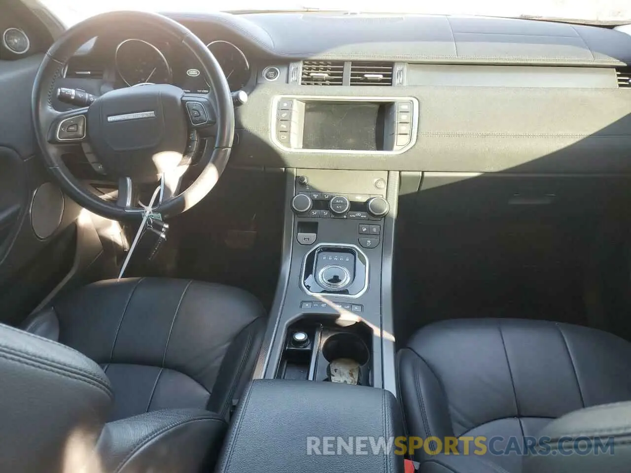 8 Photograph of a damaged car SALVP2RXXKH349189 LAND ROVER RANGEROVER 2019