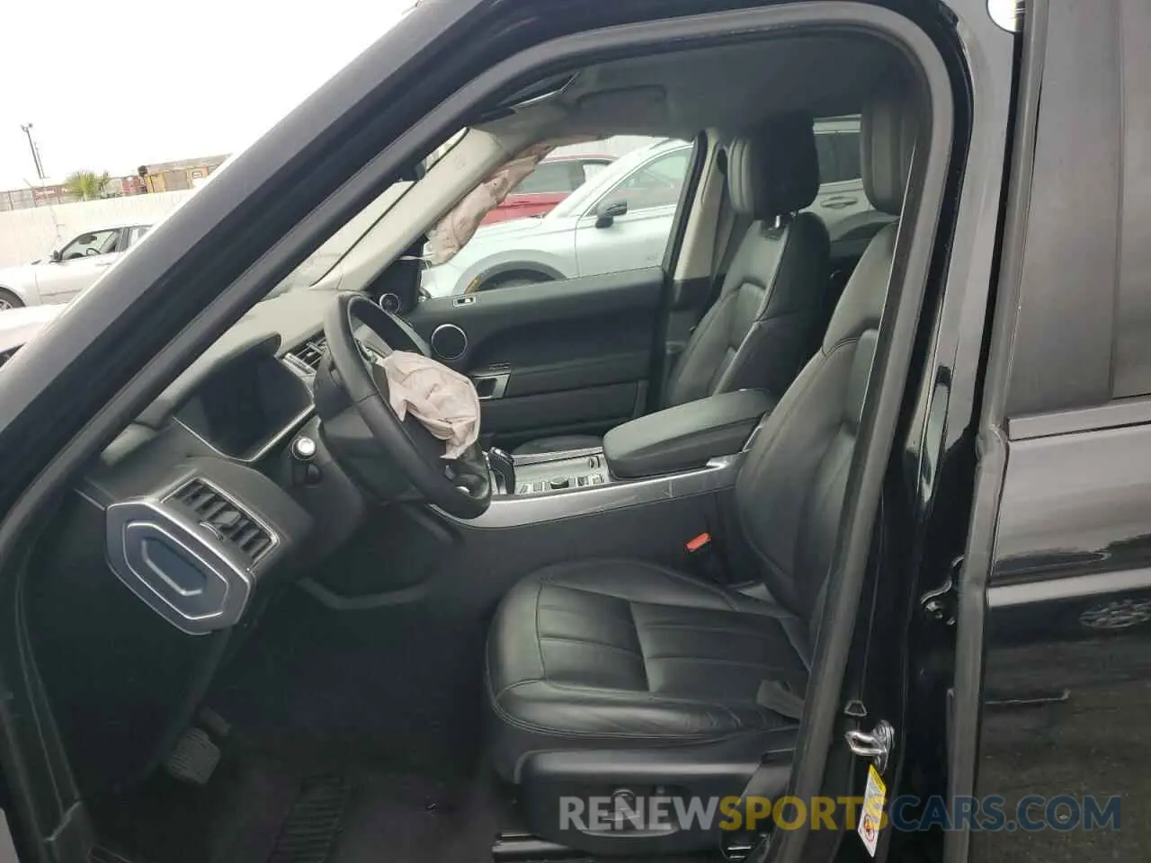 7 Photograph of a damaged car SALWG2RU2KA870958 LAND ROVER RANGEROVER 2019