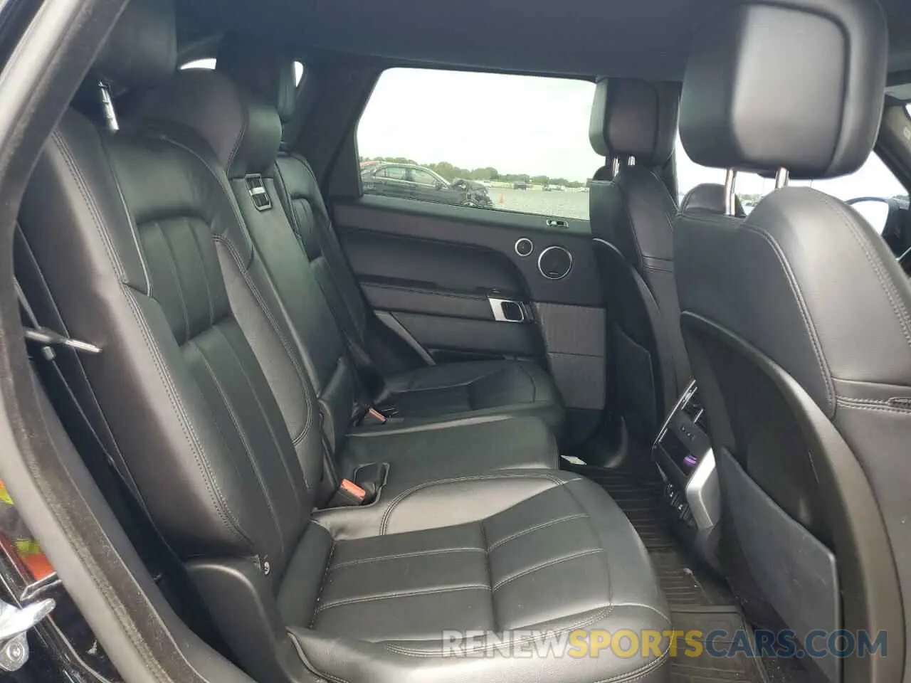 11 Photograph of a damaged car SALWG2RV1KA825051 LAND ROVER RANGEROVER 2019