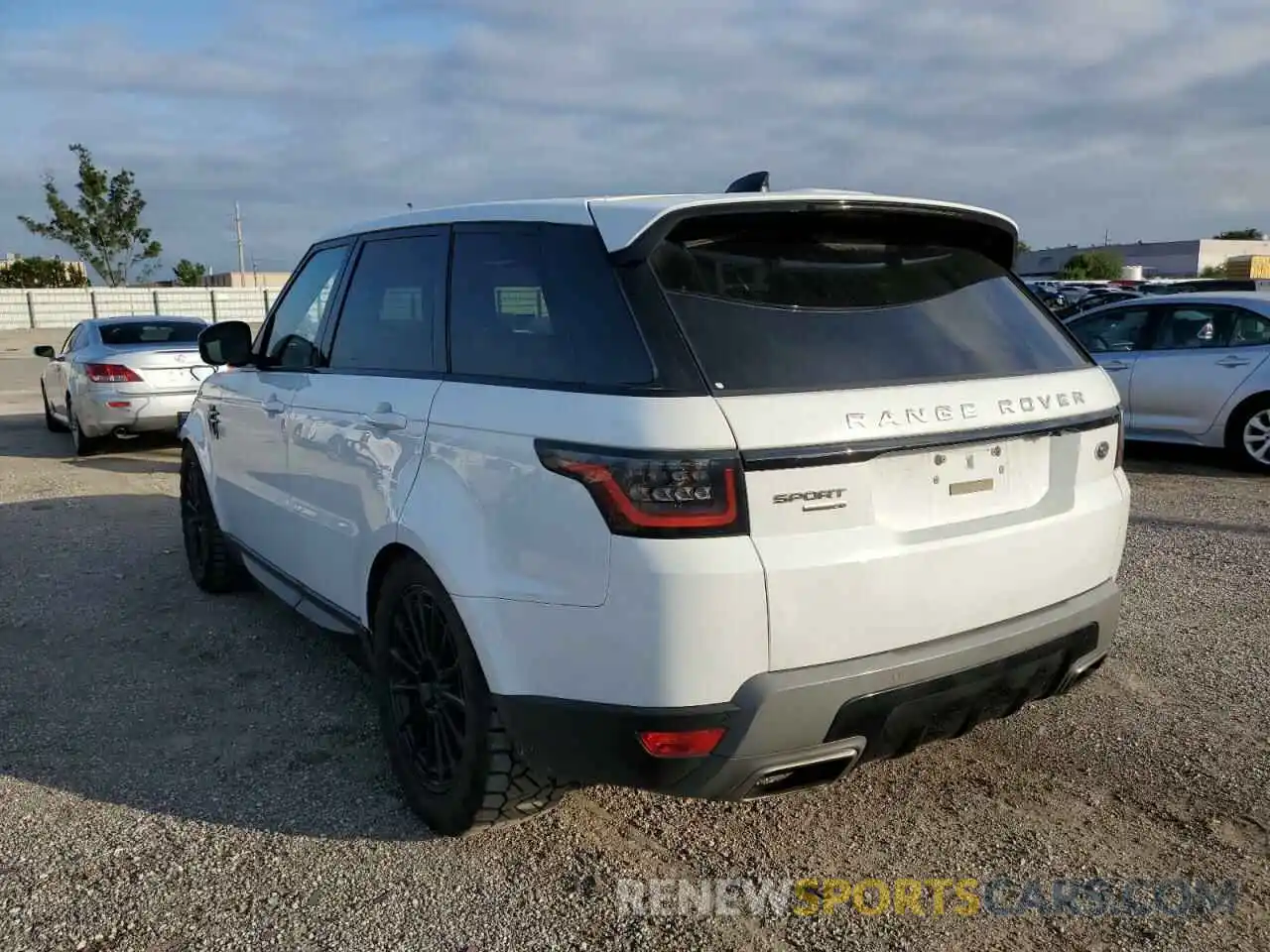 2 Photograph of a damaged car SALWG2RV4KA850588 LAND ROVER RANGEROVER 2019