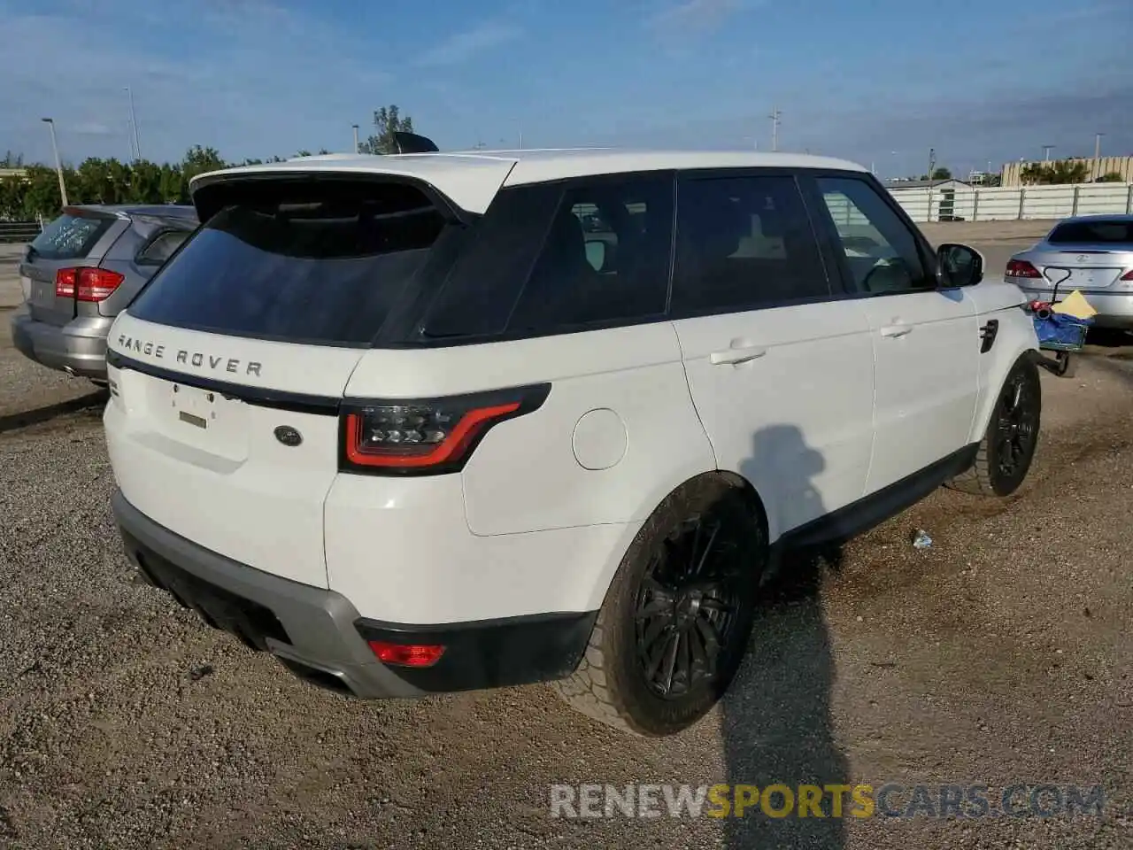 3 Photograph of a damaged car SALWG2RV4KA850588 LAND ROVER RANGEROVER 2019