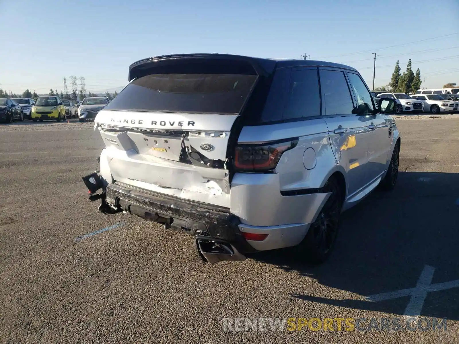 9 Photograph of a damaged car SALWR2RE0KA869973 LAND ROVER RANGEROVER 2019